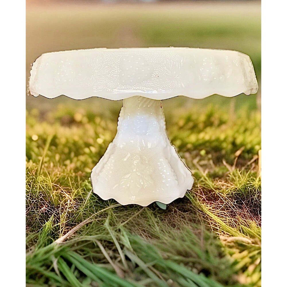 Vintage Anchor Hocking Milk Glass Pedestal Cake Stand Harvest Grape 10" Wedding
